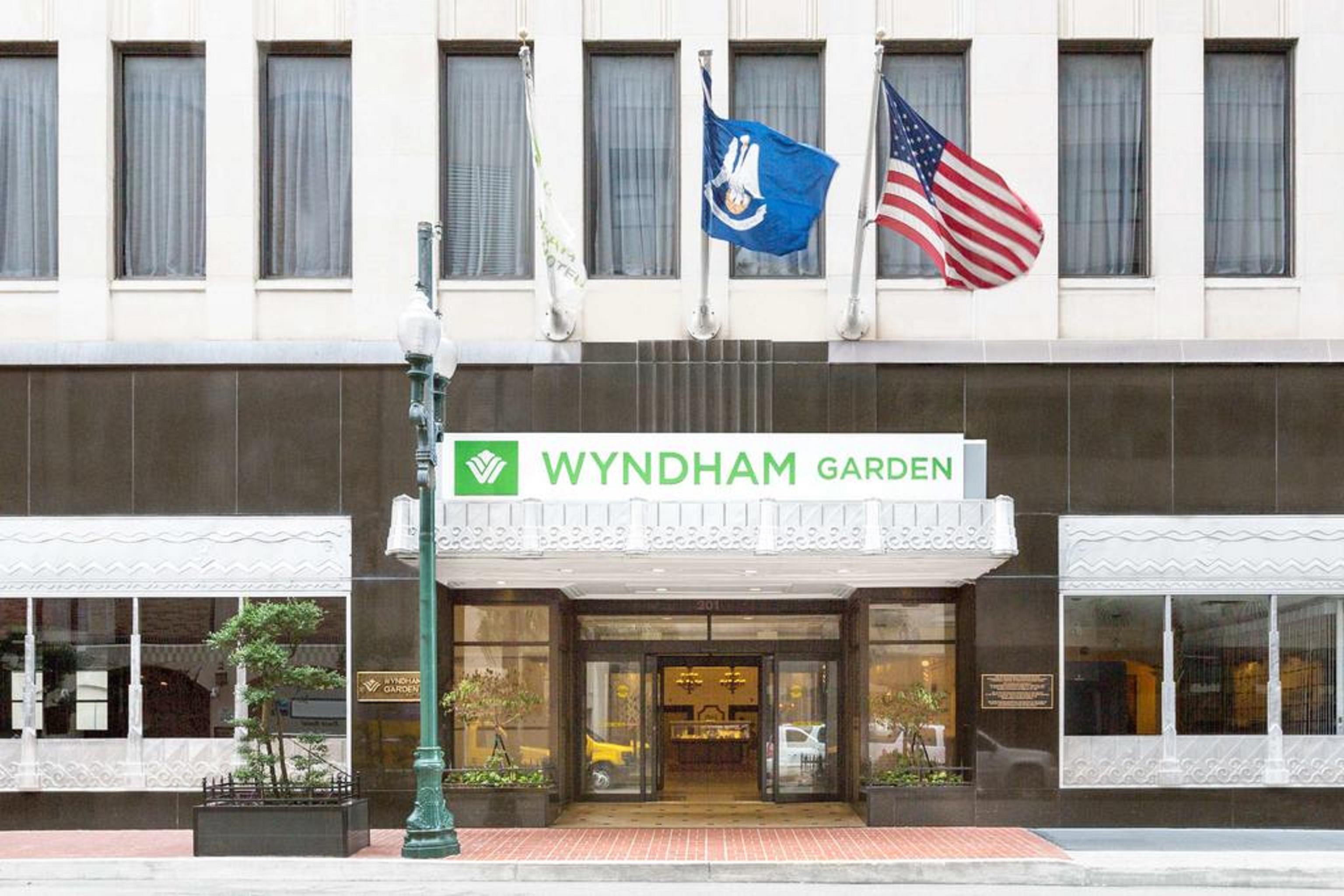 Hotel Wyndham Garden Baronne Plaza à La Nouvelle-Orléans Extérieur photo