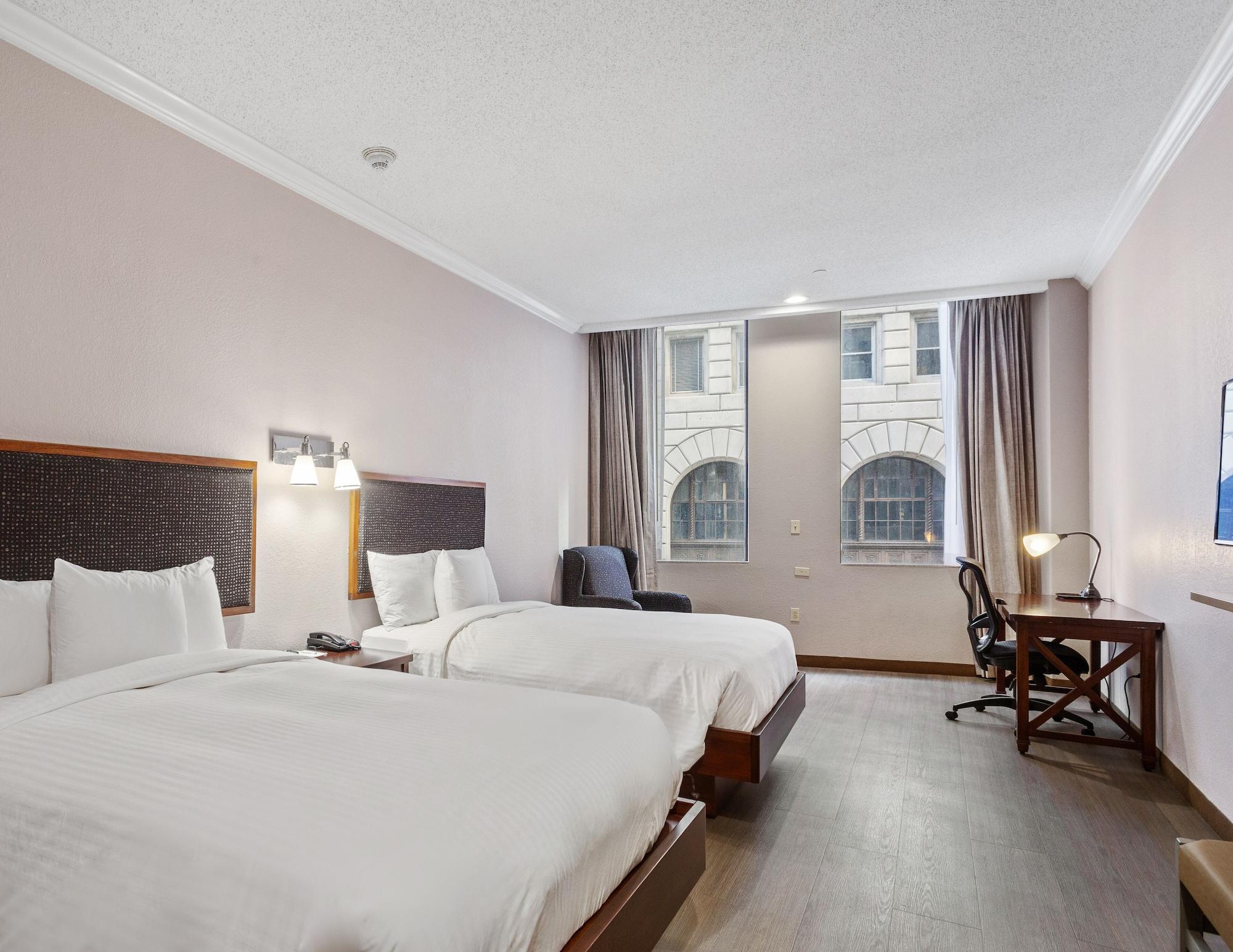 Hotel Wyndham Garden Baronne Plaza à La Nouvelle-Orléans Extérieur photo